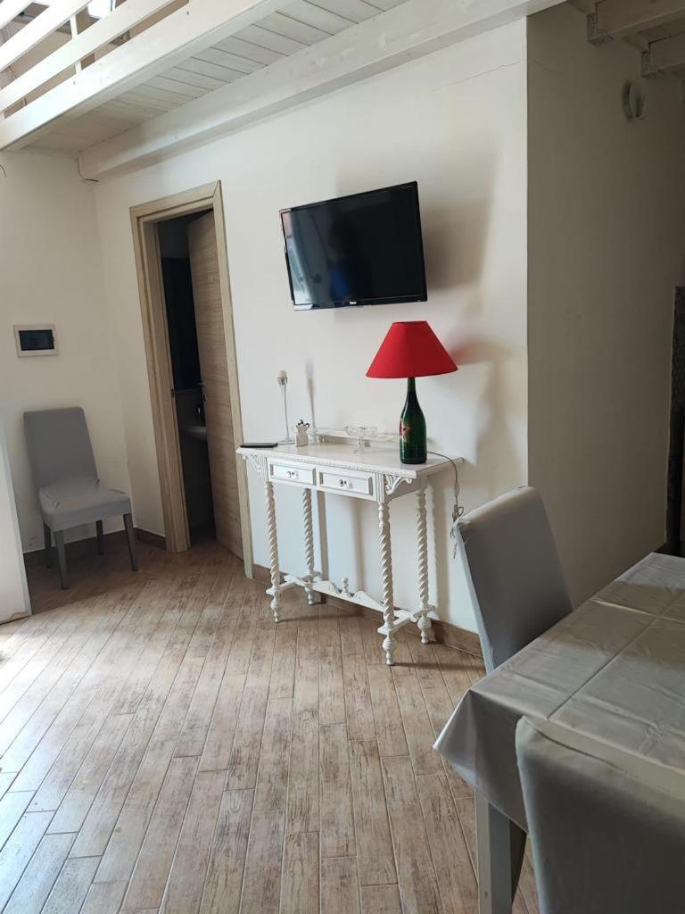 Apartamento Greta Viola House Squinzano Exterior foto