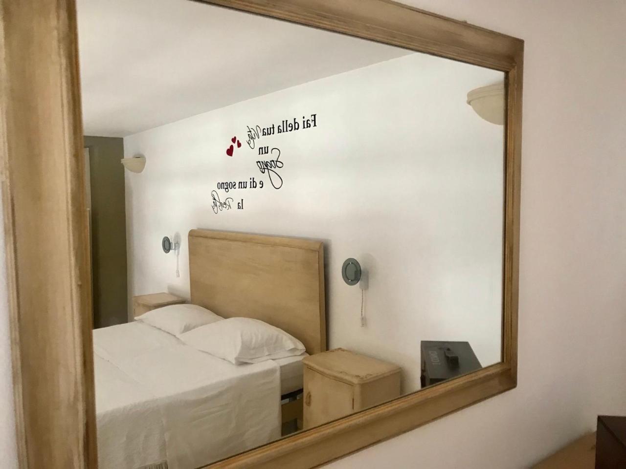 Apartamento Greta Viola House Squinzano Exterior foto