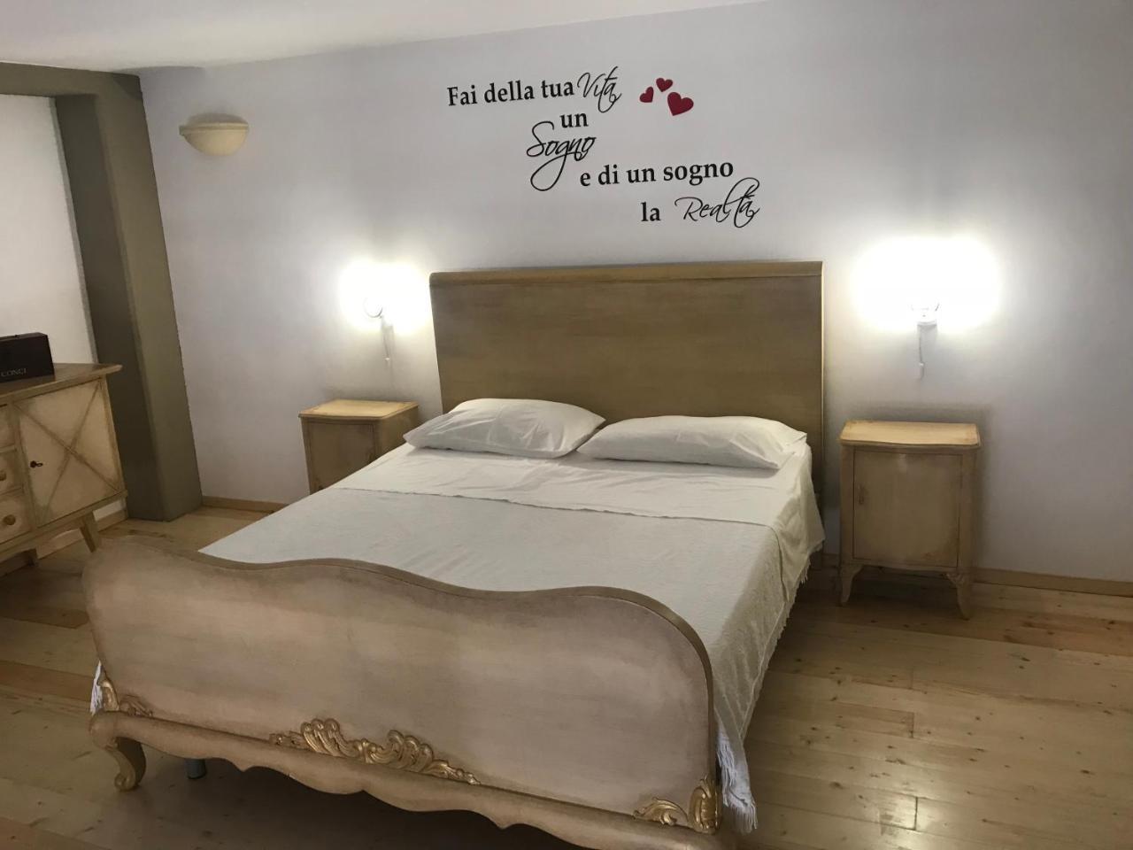 Apartamento Greta Viola House Squinzano Exterior foto